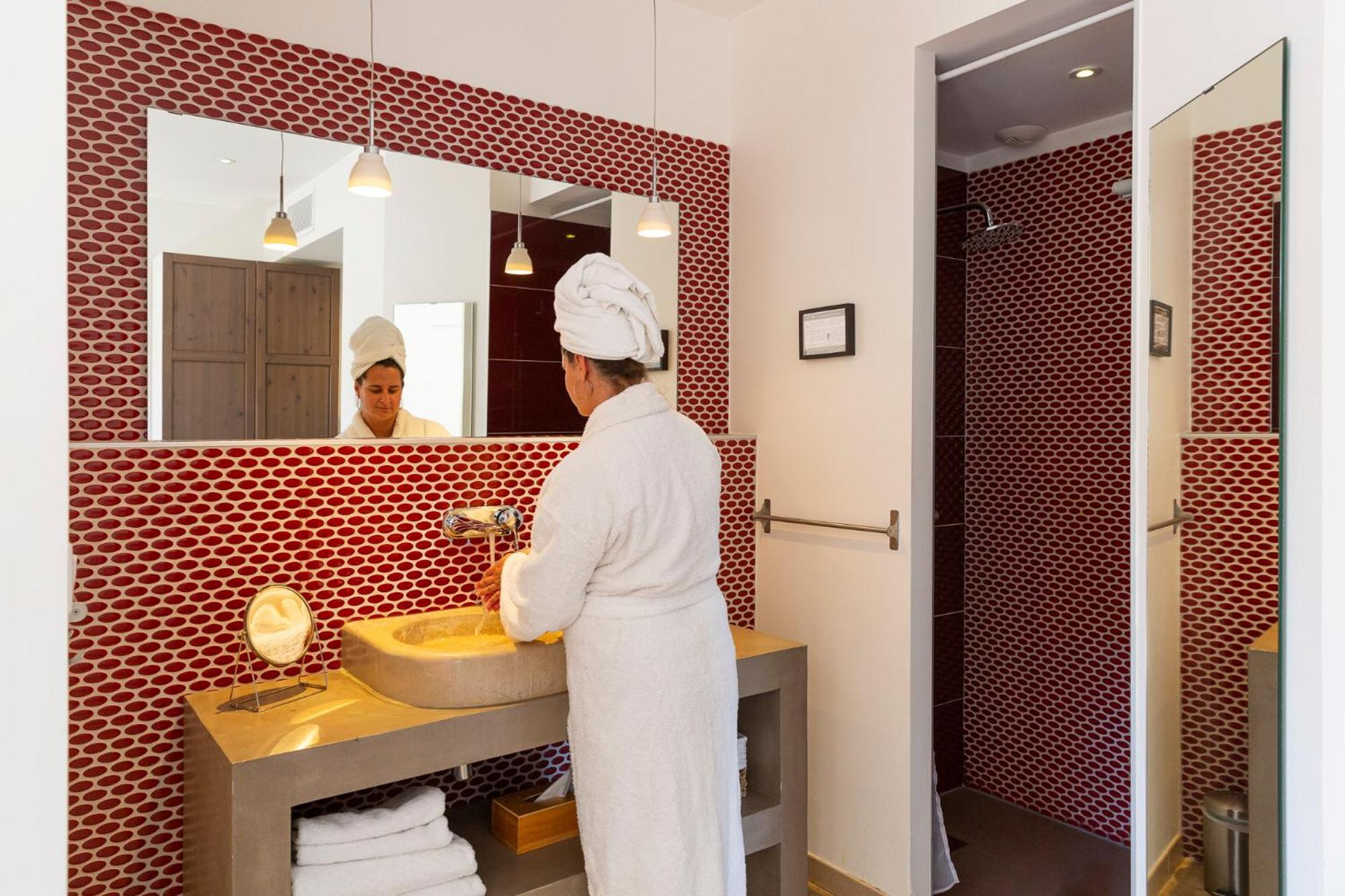 Hotel 96 Marseille Ngoại thất bức ảnh